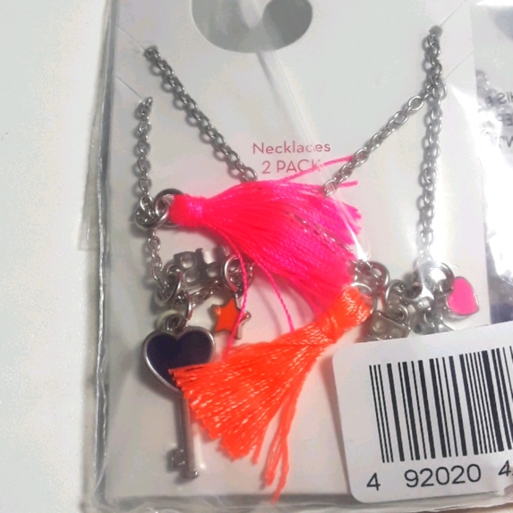 Necklace pendant